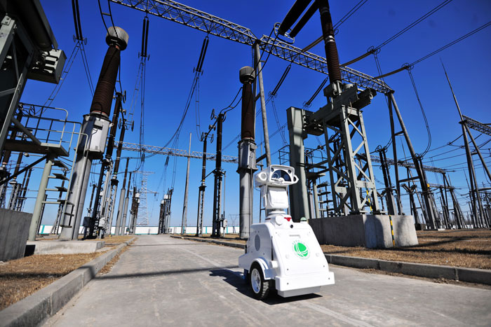 諄勤硬件+機(jī)器人巡檢，為電力巡檢插上“新翅膀”